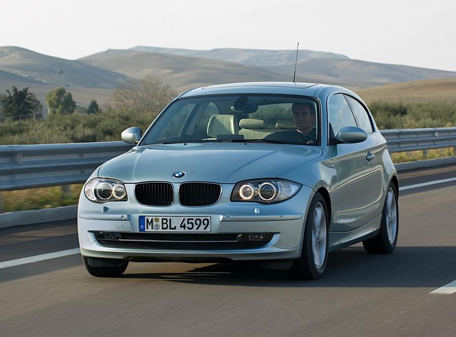  BMW 1-Series 3-Door 2005 года  (фото 33 из 51)